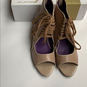 Jump Penya cow leather heels size 11 - new